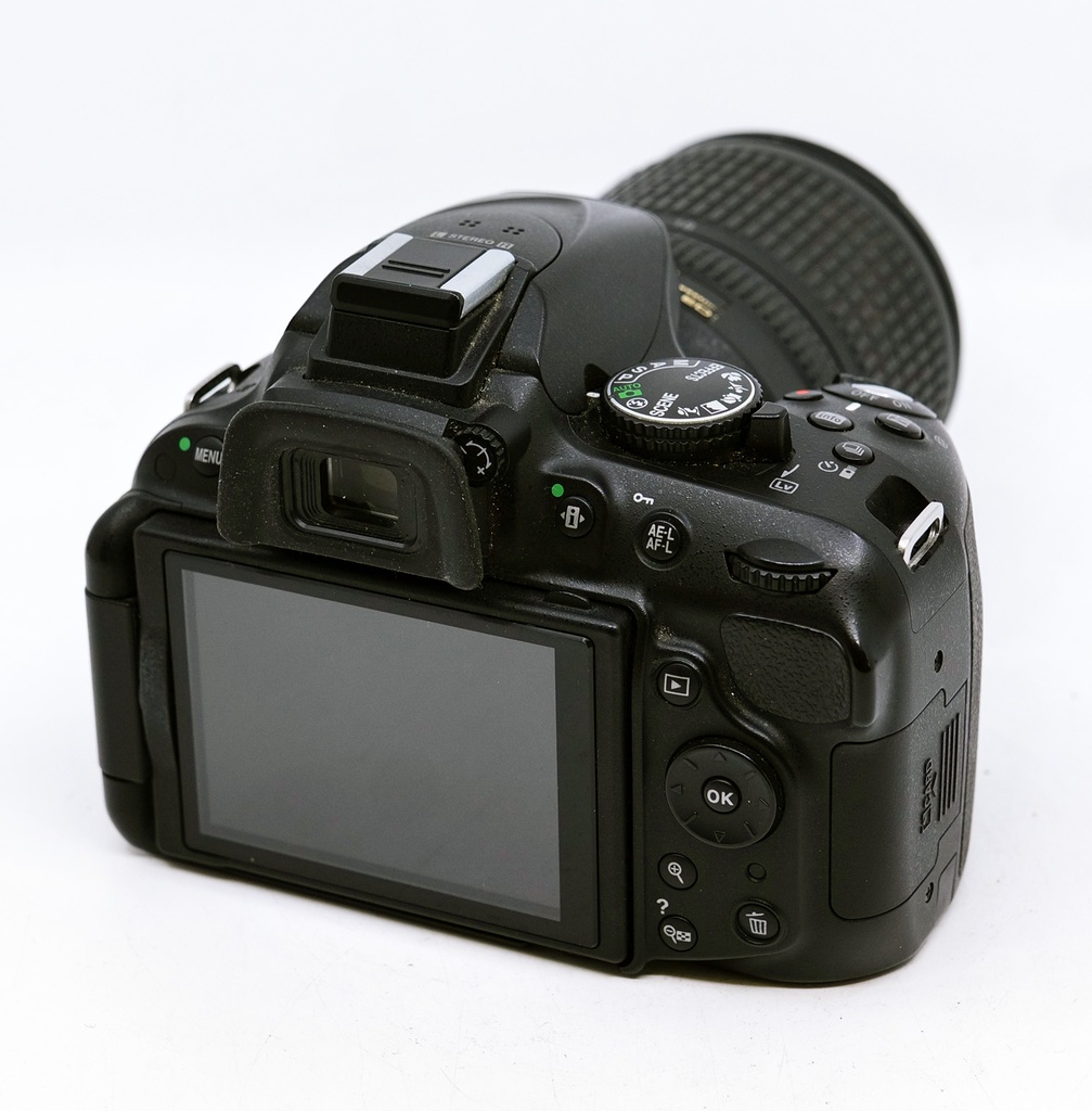 OCCASION Nikon D5200 + DX AF-S 18-105mm f3.5-5.6 G ED VR