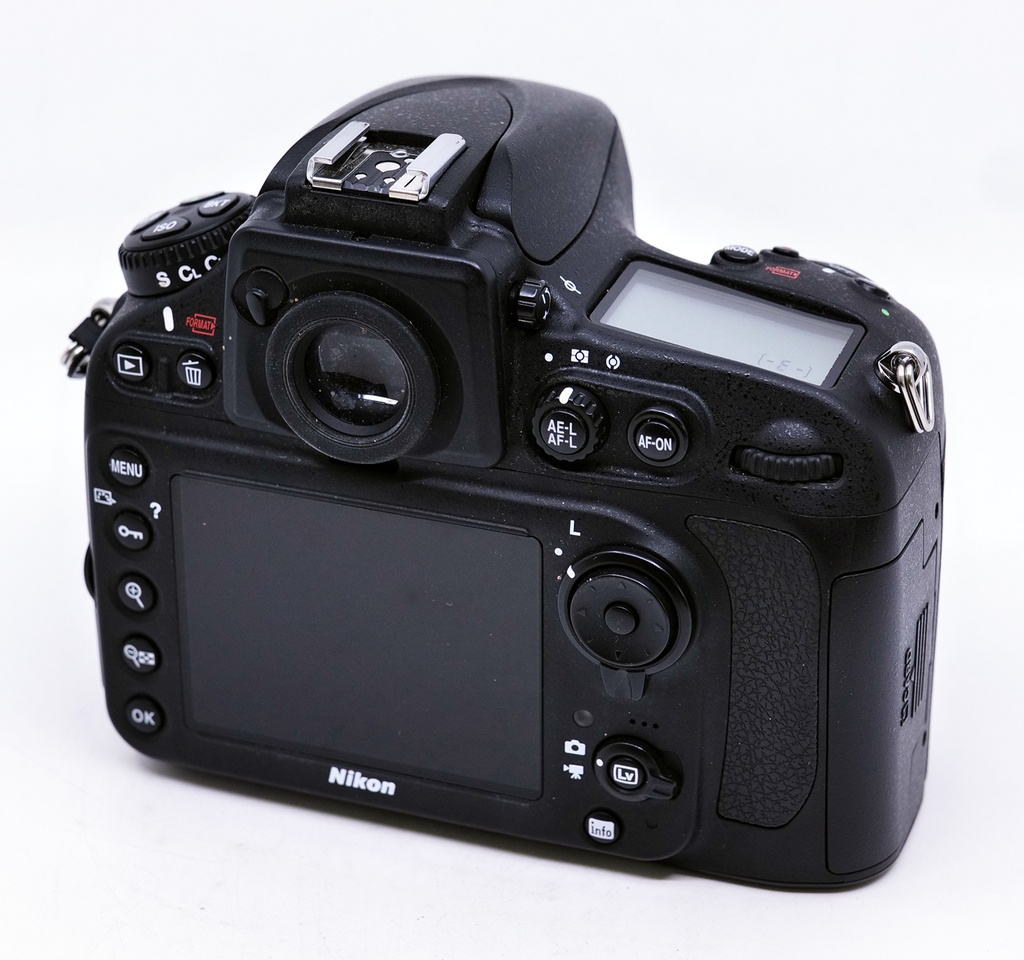 OCCASION Nikon D800 + Battery Grip MB-D15