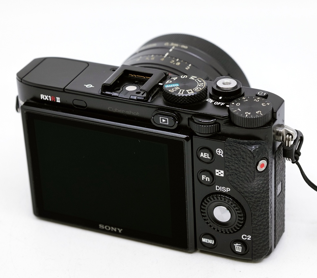 OCCASION Sonx RX1 R Mark II + Metal Grip
