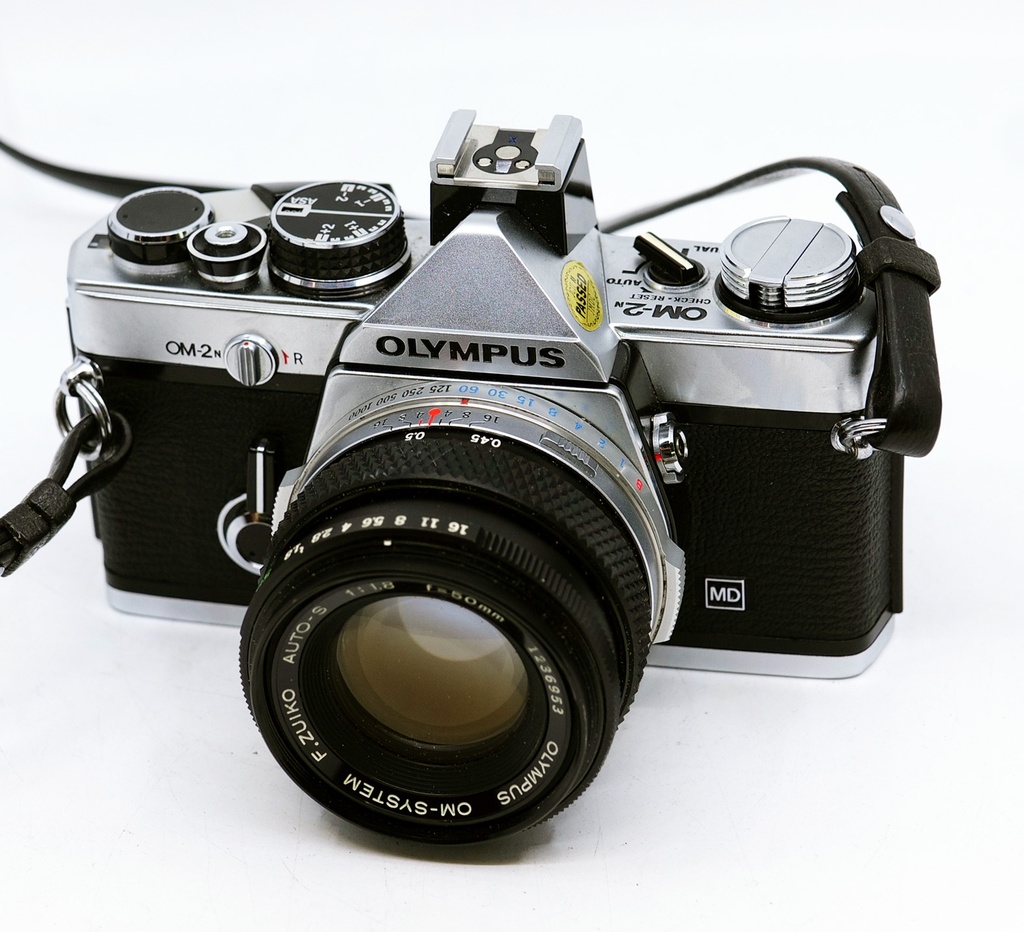 OCCASION Olympus OM-2n + F.Zuiko 50mm f1.8