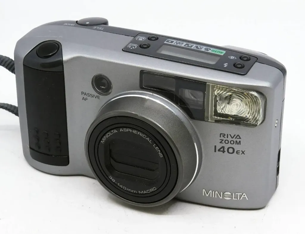 OCCASION Minolta Riva Zoom 140EX