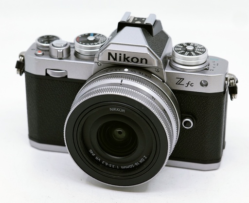 OCCASION Nikon Z fc + DX 16-50mm f3.5-5.6 VR