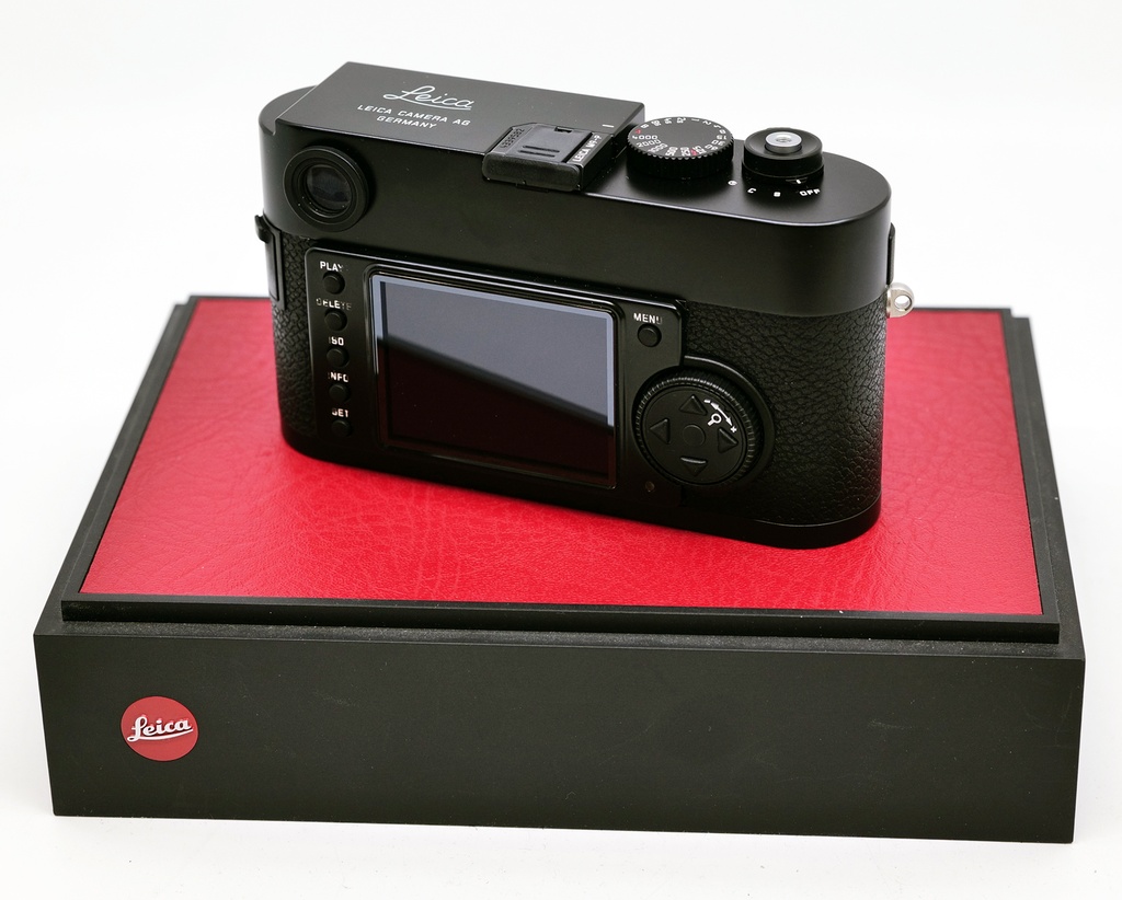 OCCASION Leica M9-P Black + Half Case Black Leather - S/N 4339582