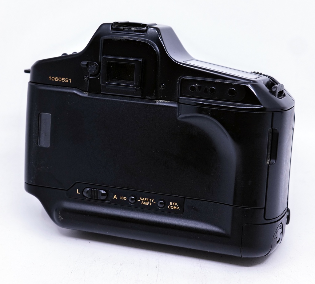 OCCASION Canon T90 + FD 28mm f2.8