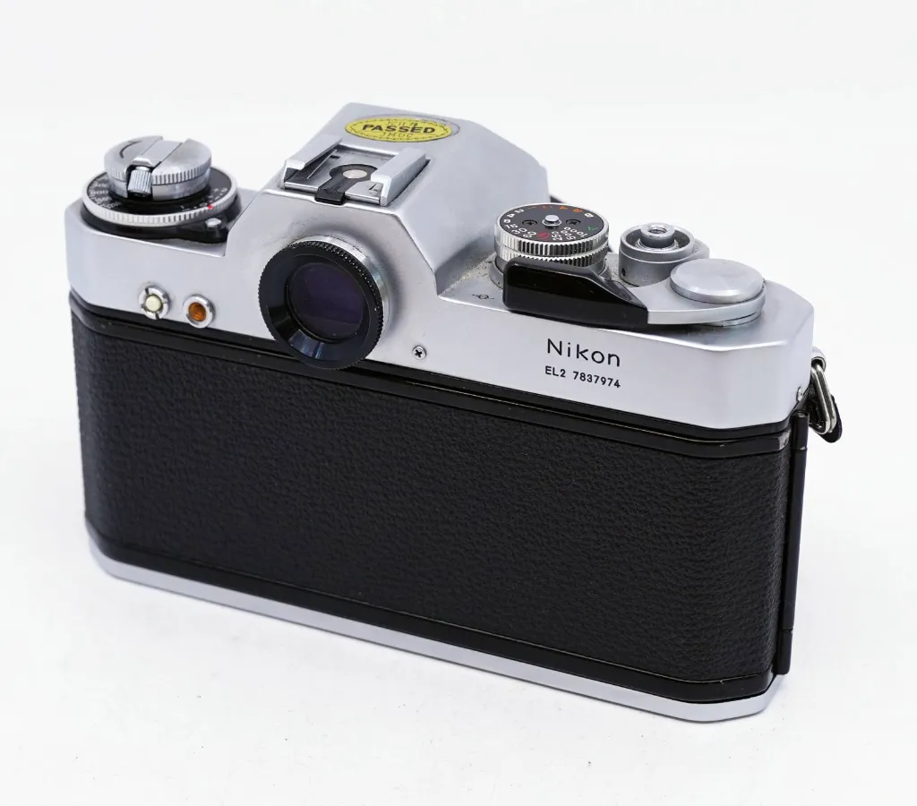 nikon fe 2.webp