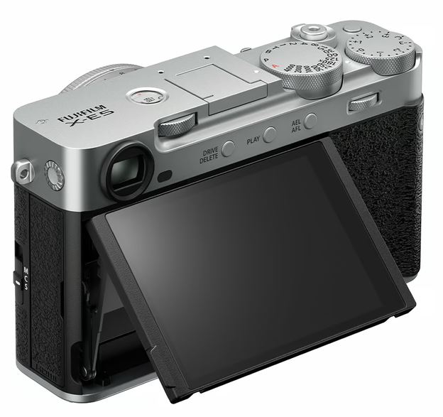FUJIFILM X-E5 Silver Kit XF23mm F2.8 "Swiss Garantie"