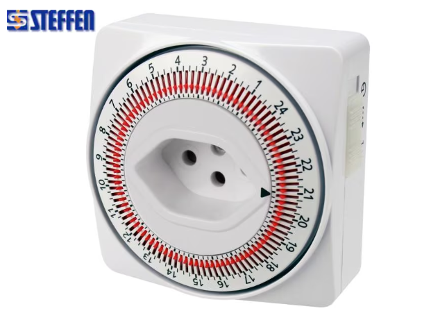 Steffen Prise avec minuteur IP20