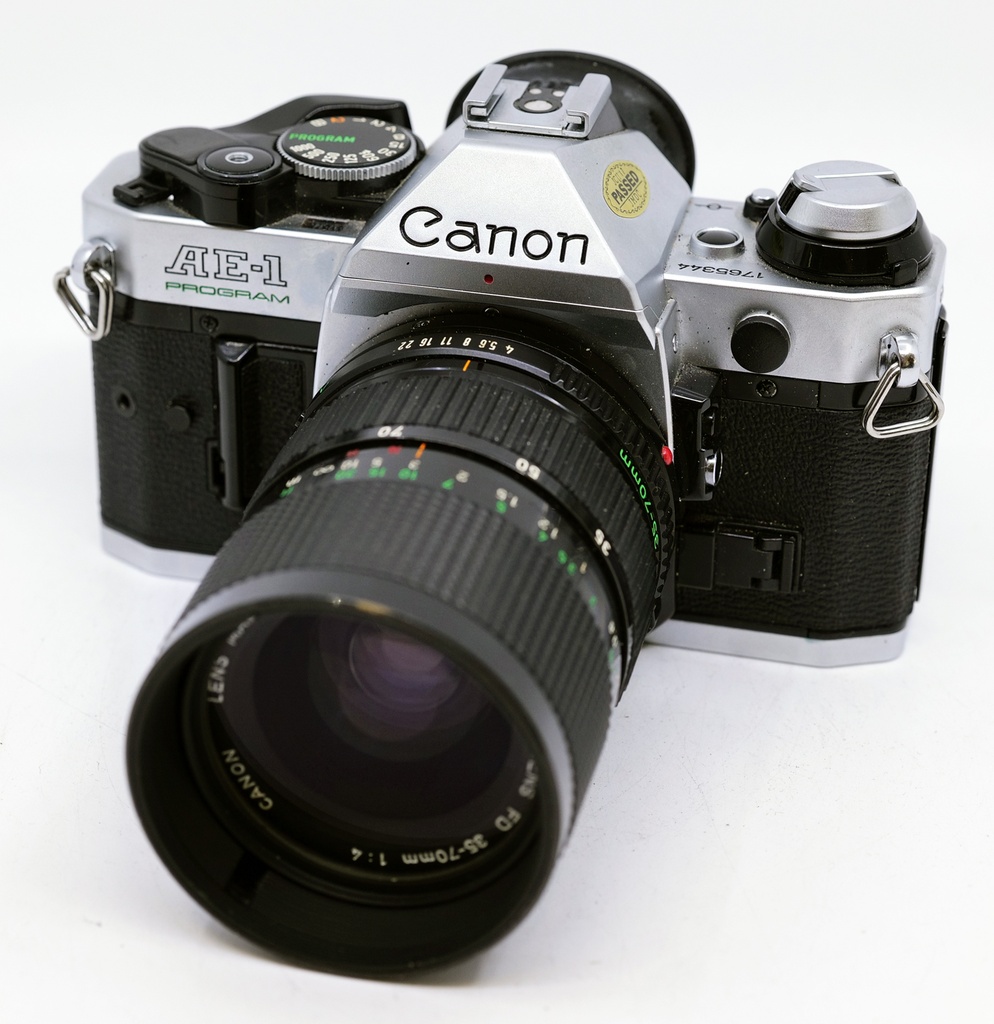 OCCASION Canon AE-1 Program + FD 35-70mm f4 + Flash Agfatronic 261B