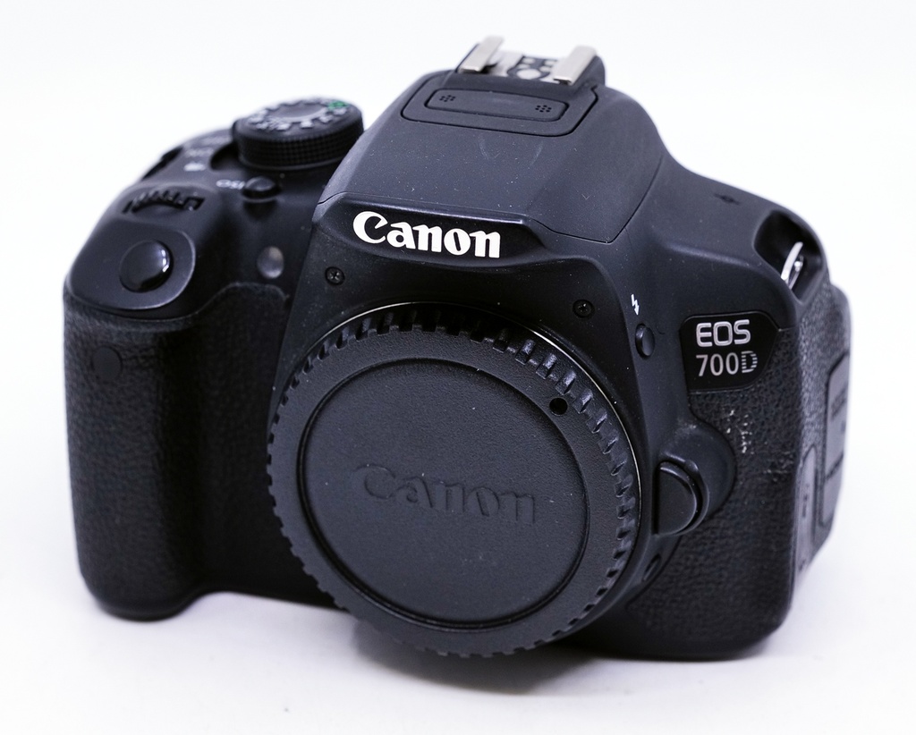 OCCASION Canon EOS 700D