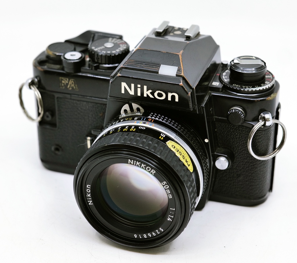 OCCASION Nikon FA + 50mm f1.4