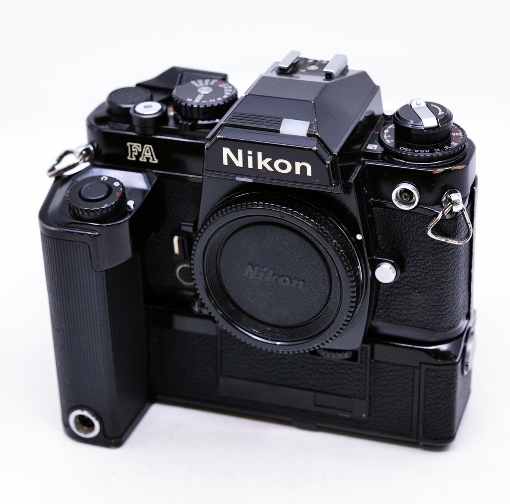 OCCASION Nikon FA + Battery Grip MD-15