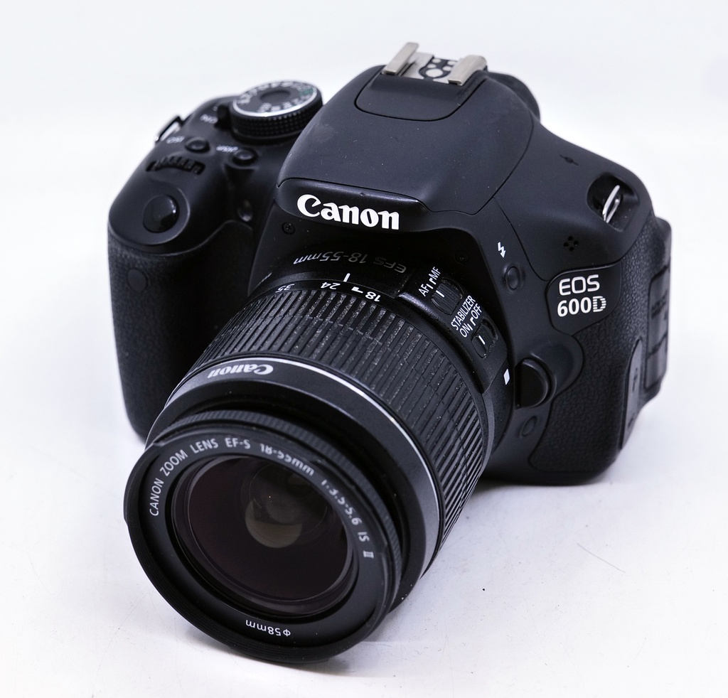 OCCASION Canon EOS 600D + EF-S 18-55mm f3.5-5.6 IS II