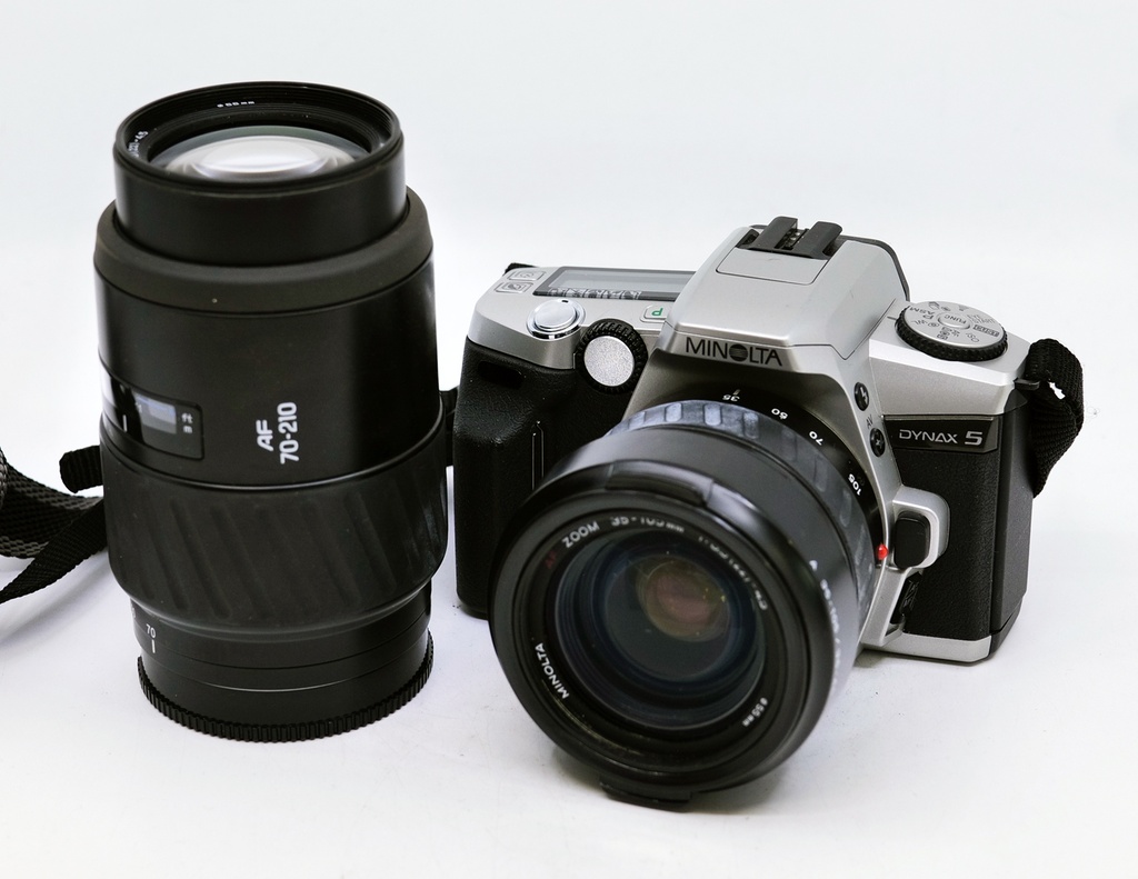 OCCASION Minolta Dynax 5 + AF 35-105mm f3.5-4.5 + AF 70-210mm f3.5-4.5