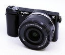 OCCASION Sony Alpha 5000 + PZ 16-50mm f3.5-5.6 OSS + Pouch LCS-EMC