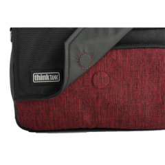 ThinkTank Mirrorless Mover 5 Deep Red