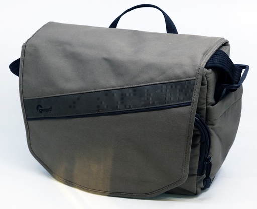 OCCASION Lowepro Event Messenger 150